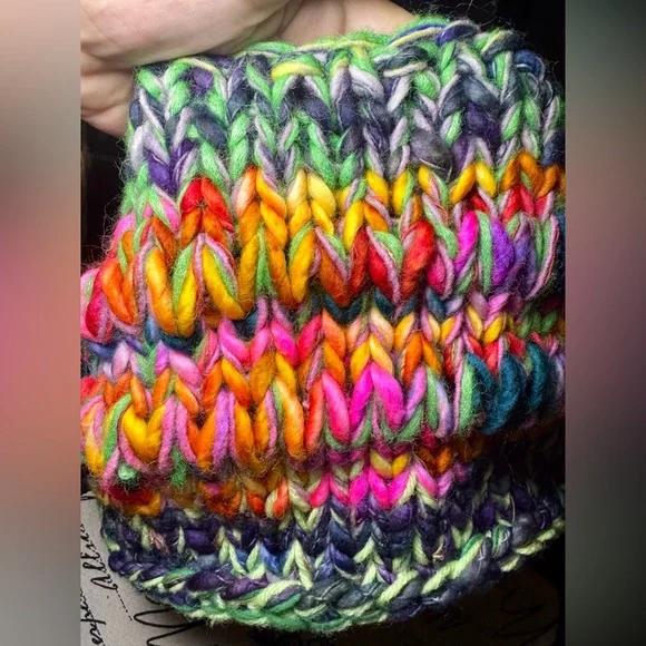 Hand Knit Luxury Infinity Cowl•One of a Kind Chunky Boho Scarf •Artisan Knitwear - Picture 7 of 17